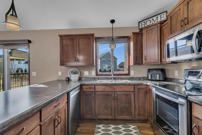 4382 87th St NE, Monticello, MN 55362