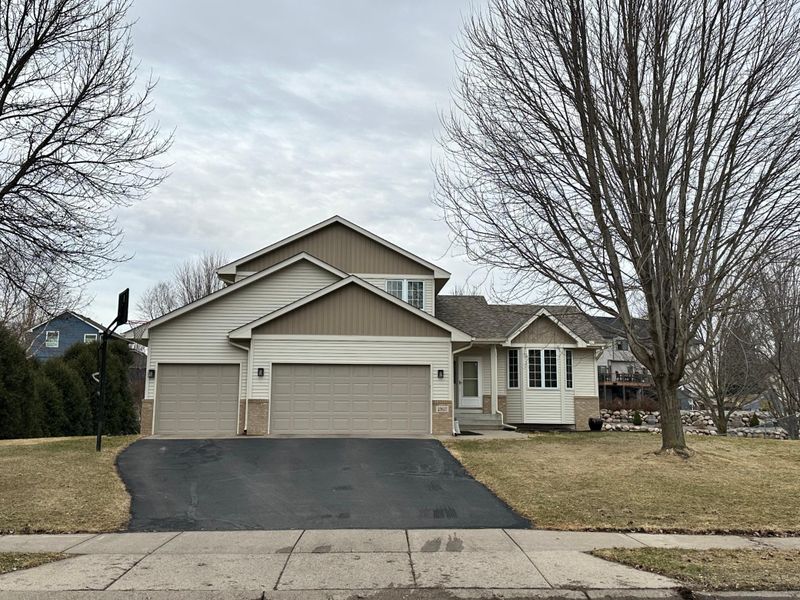 23627 133rd Ave N, Rogers, MN 55374