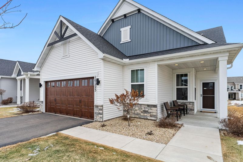 10225 Ironwood Ln, Rogers, MN 55374