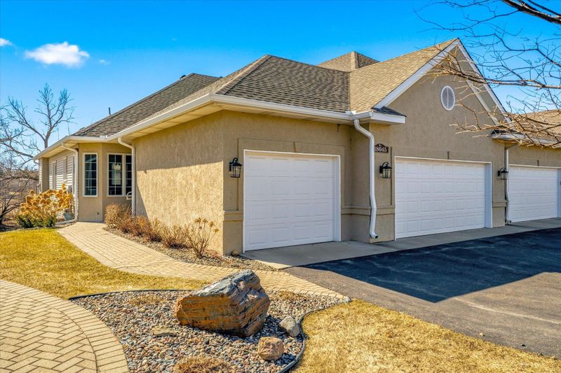 18045 39th Pl N, Plymouth, MN 55446