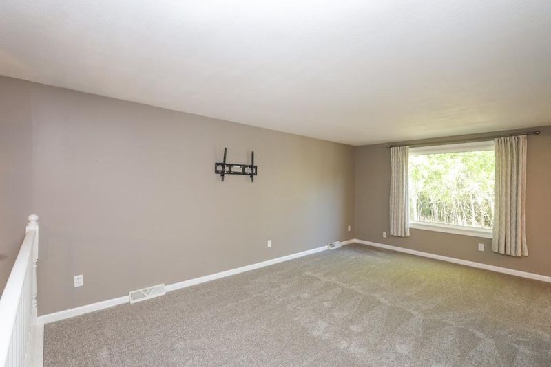 524 10th Ave NW, Dodge Center, MN 55927