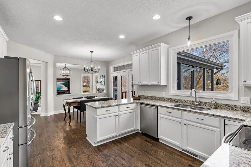 17183 Trenton Ln, Eden Prairie, MN 55347