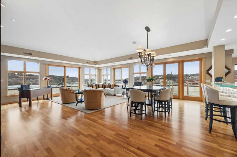 501 Main St N #500, Stillwater, MN 55082