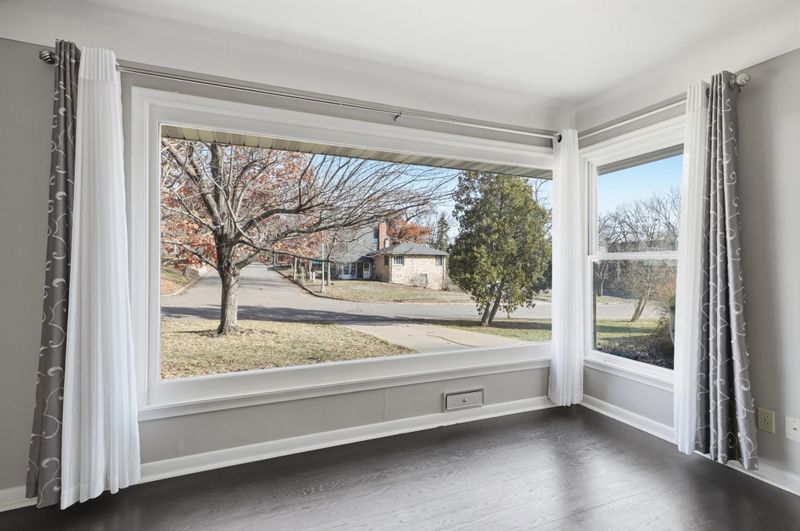1605 W 72nd St, Richfield, MN 55423
