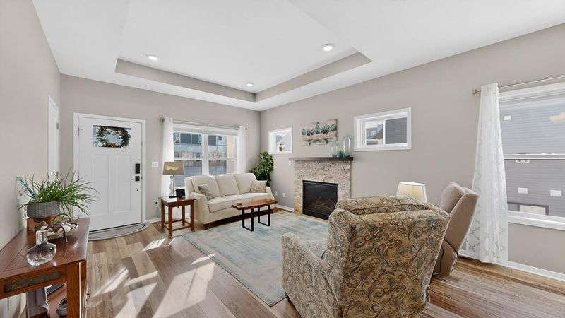 5207 56th St NW, Rochester, MN 55901