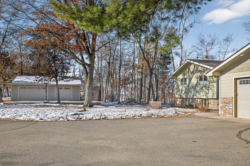 16316 Birchwood Ln, Brainerd, MN 56401