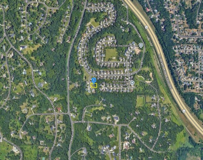 2418 Virginia Ln SW, Rochester, MN 55902