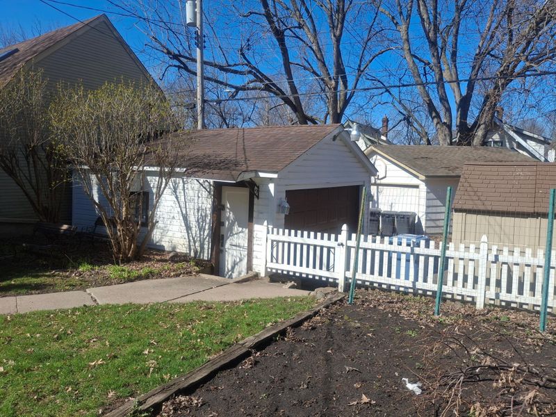 3543 Queen Ave N, Minneapolis, MN 55412