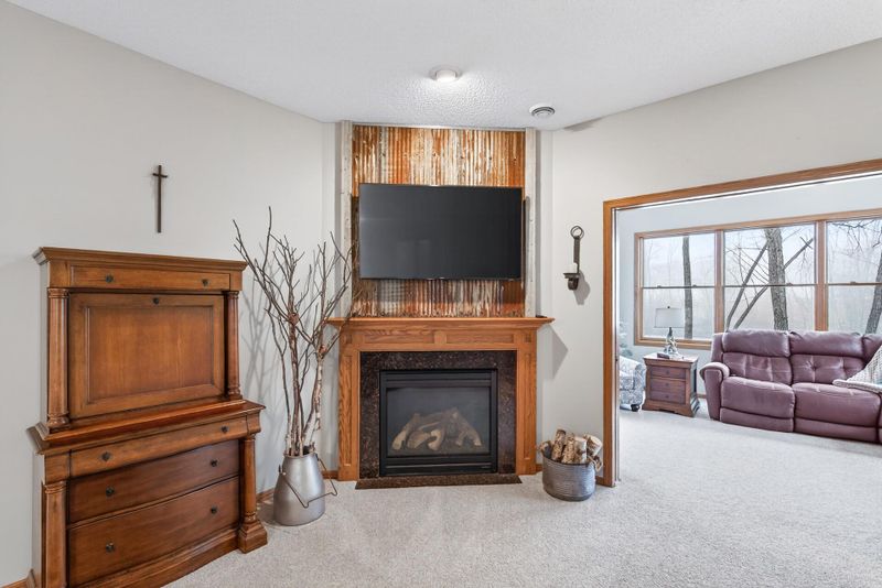 343 Sophia Ave E, Maplewood, MN 55117