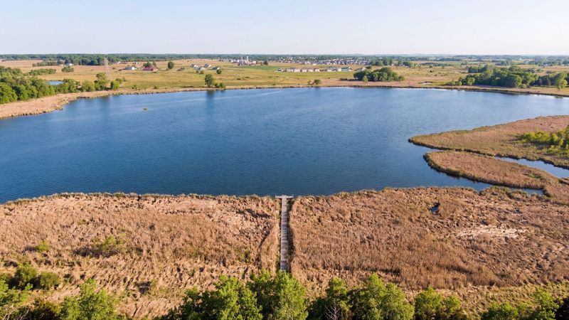 2275 Lakeshore Point Dr NE, Saint Michael, MN 55376
