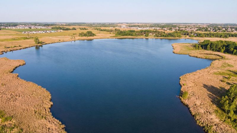 2275 Lakeshore Point Dr NE, Saint Michael, MN 55376