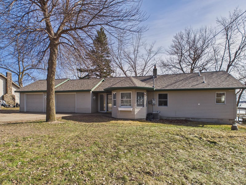 27785 N Shore Dr, Starbuck, MN 56381