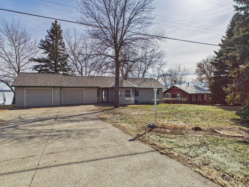 27785 N Shore Dr, Starbuck, MN 56381