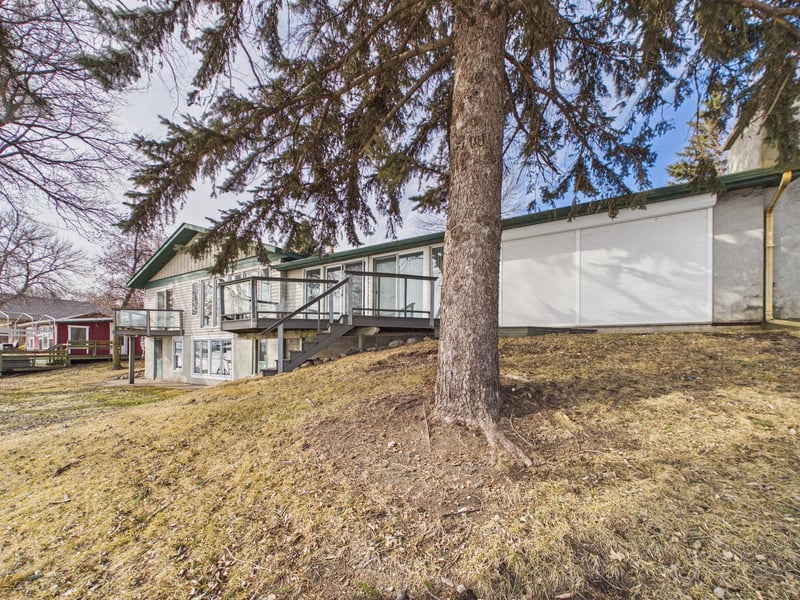 27785 N Shore Dr, Starbuck, MN 56381