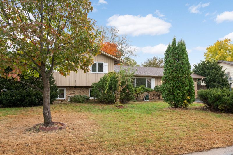 7816 Scott Ave N, Brooklyn Park, MN 55443