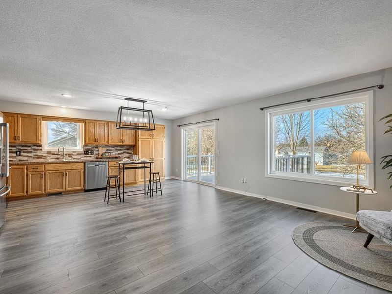 3265 Norway Dr S, Cambridge, MN 55008