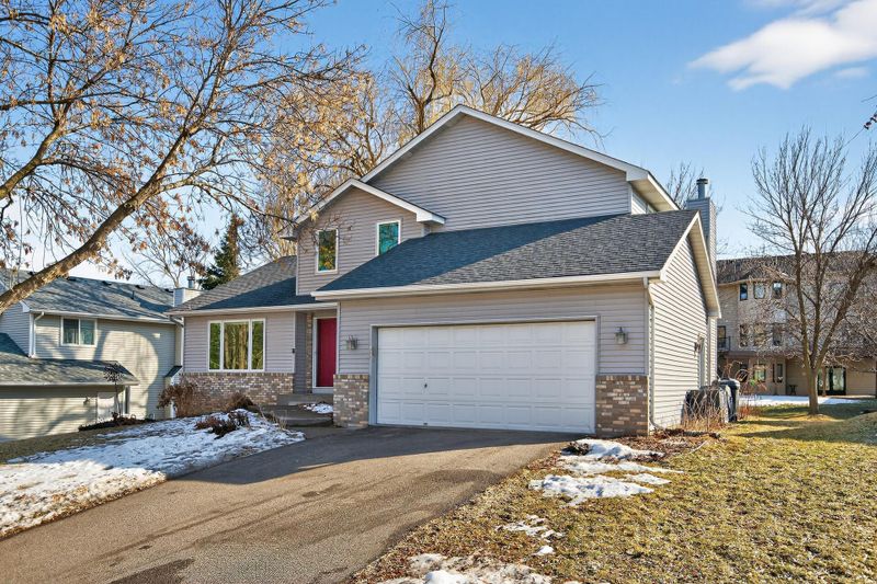 14825 39th Ave N, Plymouth, MN 55446