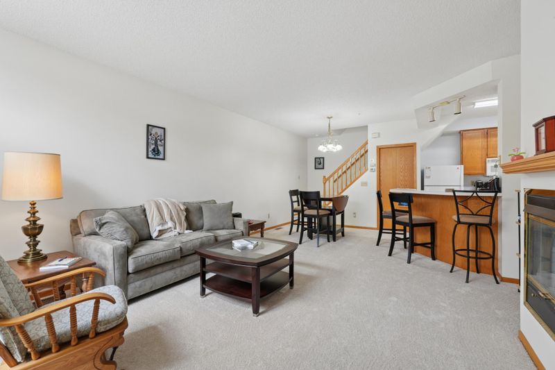 8851 Branson Dr, Inver Grove Heights, MN 55076