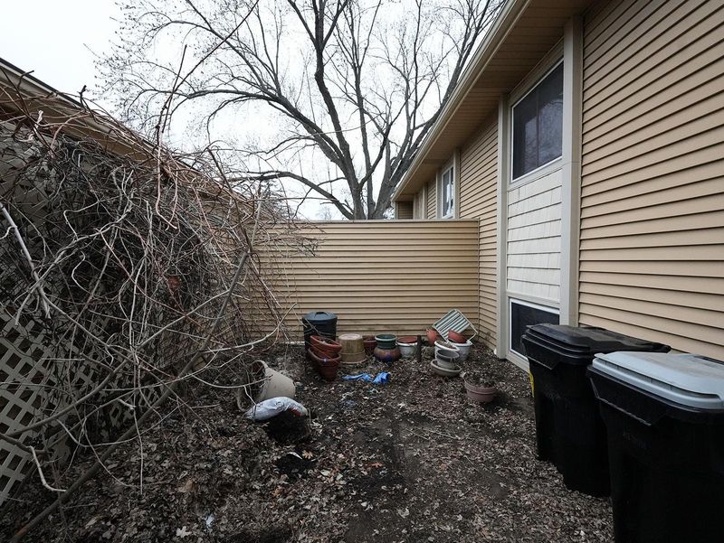 12459 Drake St NW, Coon Rapids, MN 55448