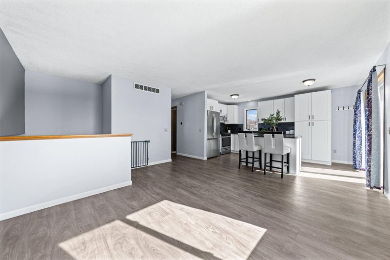 5935 W 136th St, Savage, MN 55378