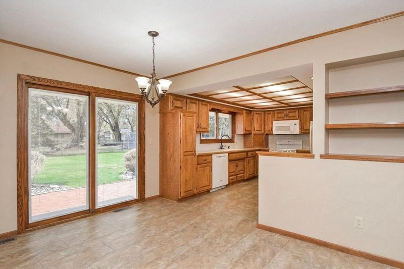 10700 Flora St NW, Coon Rapids, MN 55433