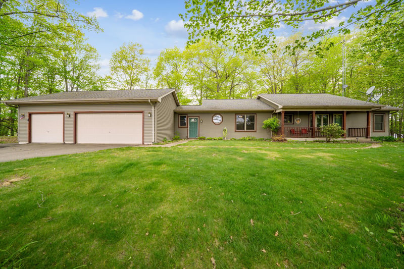 N1355 Burma Rd, Sarona, WI 54870
