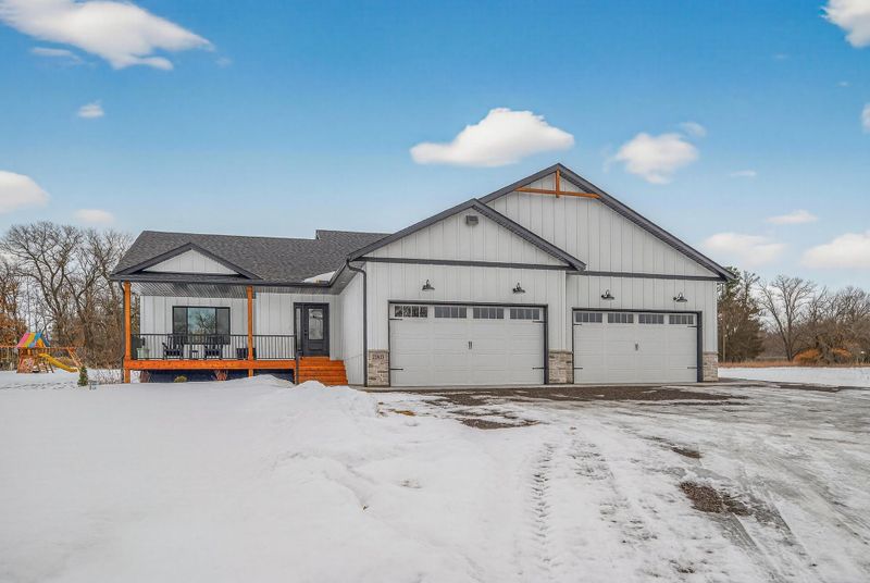 27835 143rd St NW, Zimmerman, MN 55398