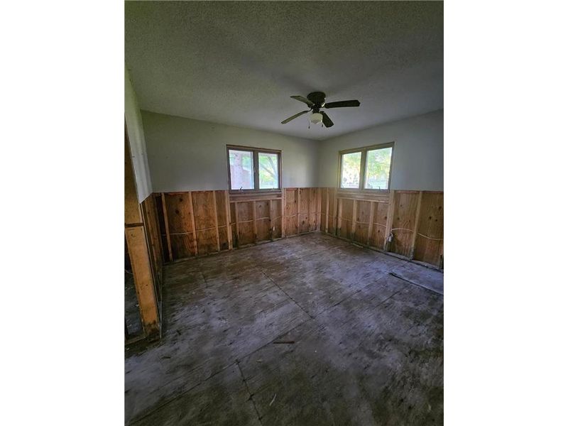 902 Marion St, Waterville, MN 56096