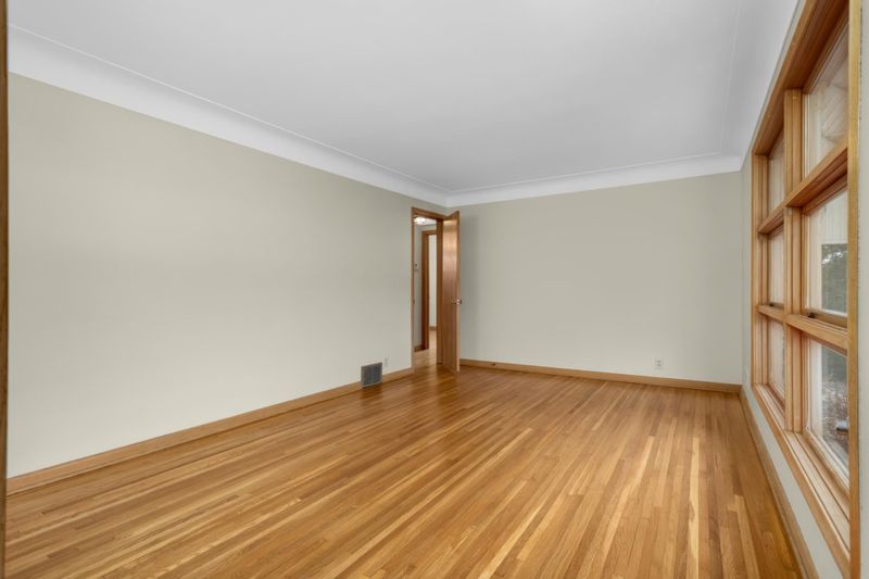 7501 Clinton Ave, Richfield, MN 55423