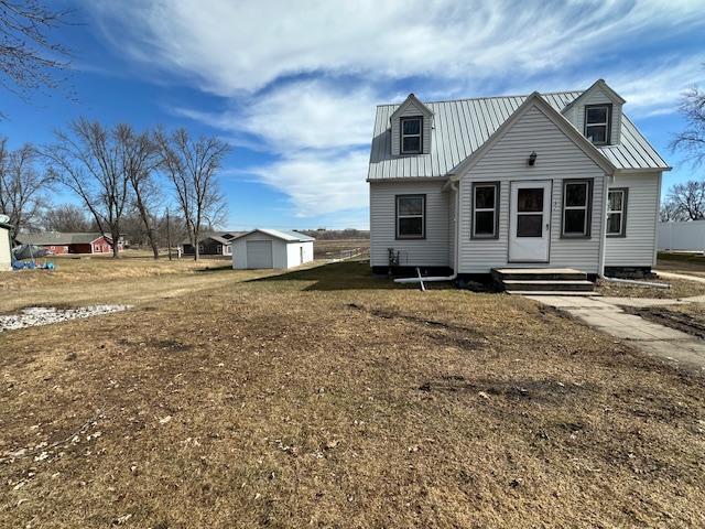 232 Drury Ave, Lowry, MN 56349