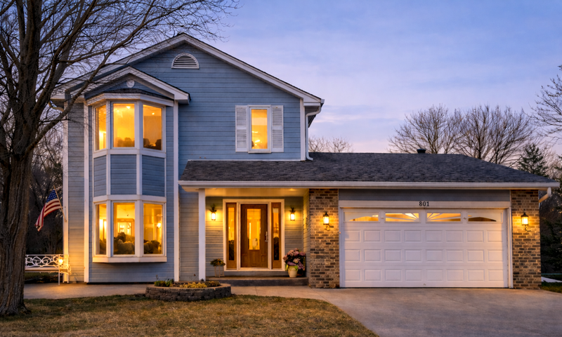 801 Gramsey Pl, Burnsville, MN 55306