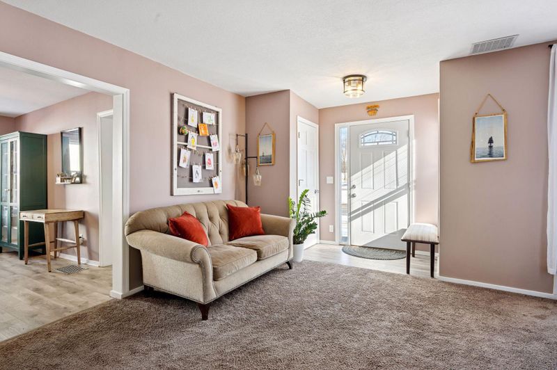 2135 Wingfield Ave, Anoka, MN 55303