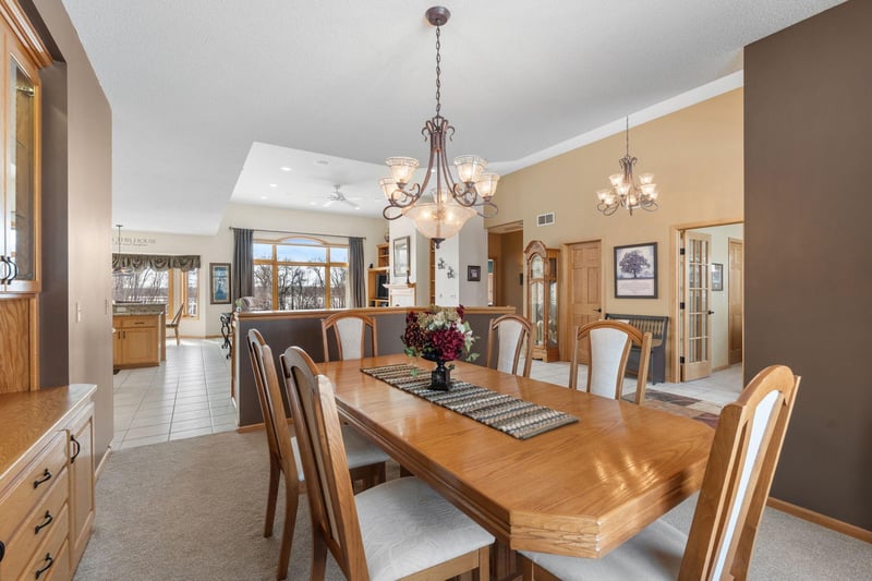 25655 Deepwoods Ct, Rogers, MN 55374