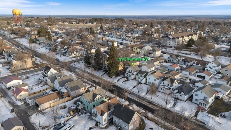 616 Summit St, Eveleth, MN 55734