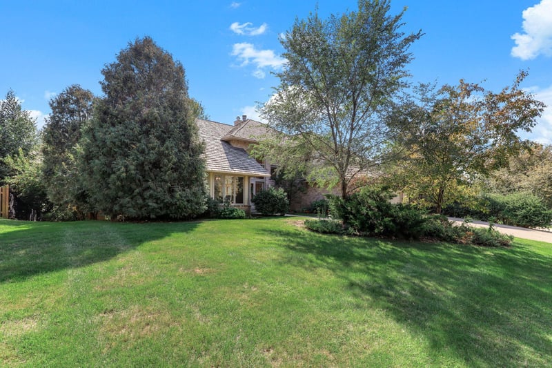 782 Evergreen Knolls, Mendota Heights, MN 55118