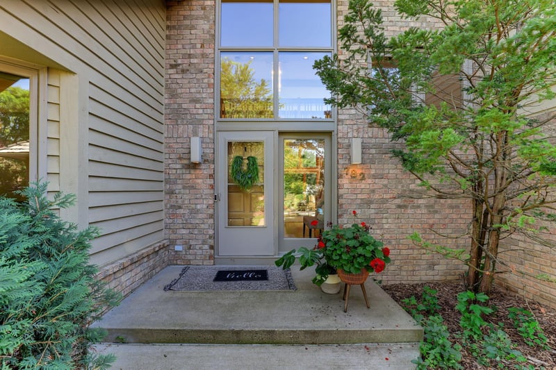 782 Evergreen Knolls, Mendota Heights, MN 55118