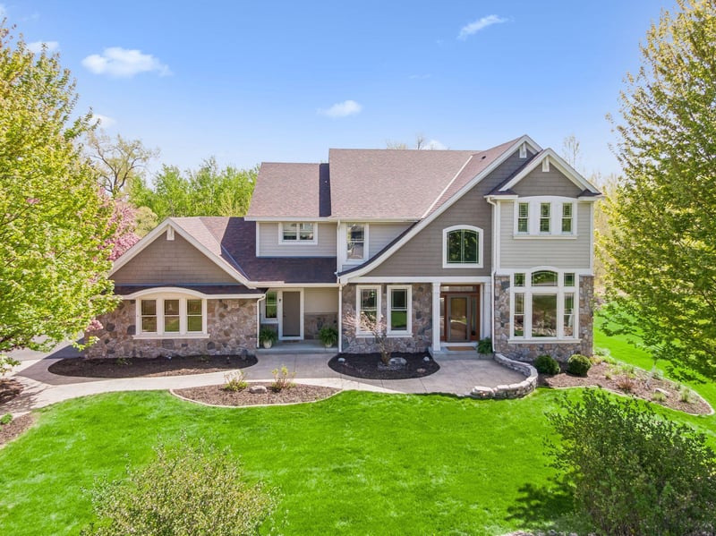 195 Prairie Creek Rd, Medina, MN 55340