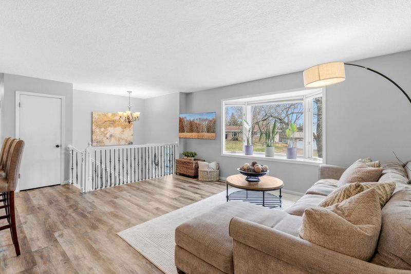 36 13th Ave SW, New Brighton, MN 55112