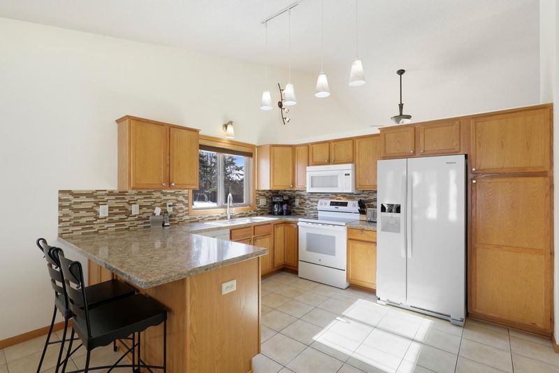 2246 125th Ln NW, Coon Rapids, MN 55448