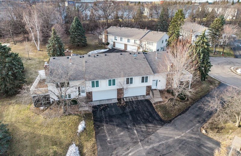 1711 W 140th St, Burnsville, MN 55337