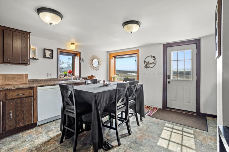 22845 NE Pickerel Lake Rd, Detroit Lakes, MN 56501