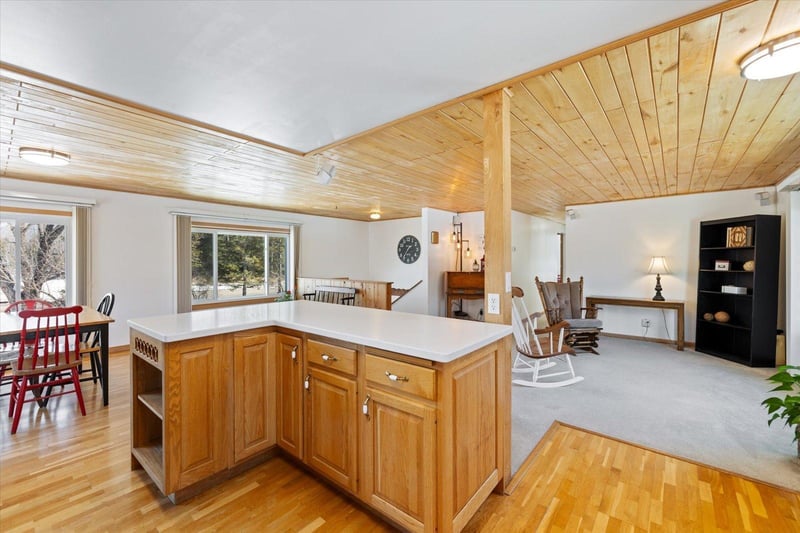 3495 Deer Forest Rd, Makinen, MN 55763
