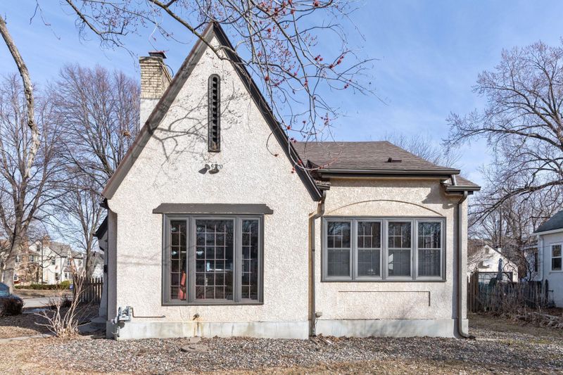 300 E Diamond Lake Rd, Minneapolis, MN 55419