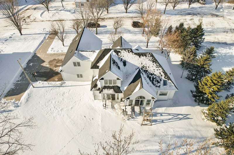 408 11th St NE, Barnesville, MN 56514