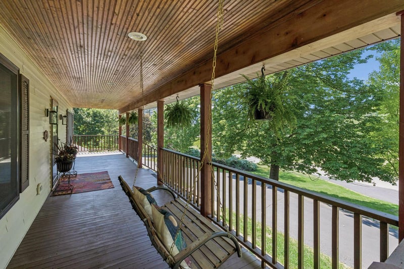 2271 Twin Bluff Rd, Red Wing, MN 55066