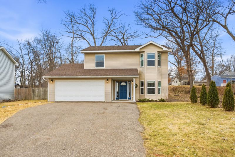 1768 Beach Dr SE, Forest Lake, MN 55025