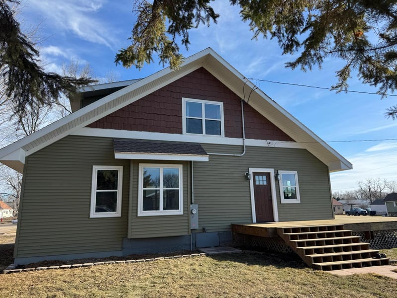 174 7th St, Hancock, MN 56244