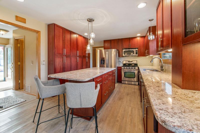 626 Nightingale Blvd, Stillwater, MN 55082