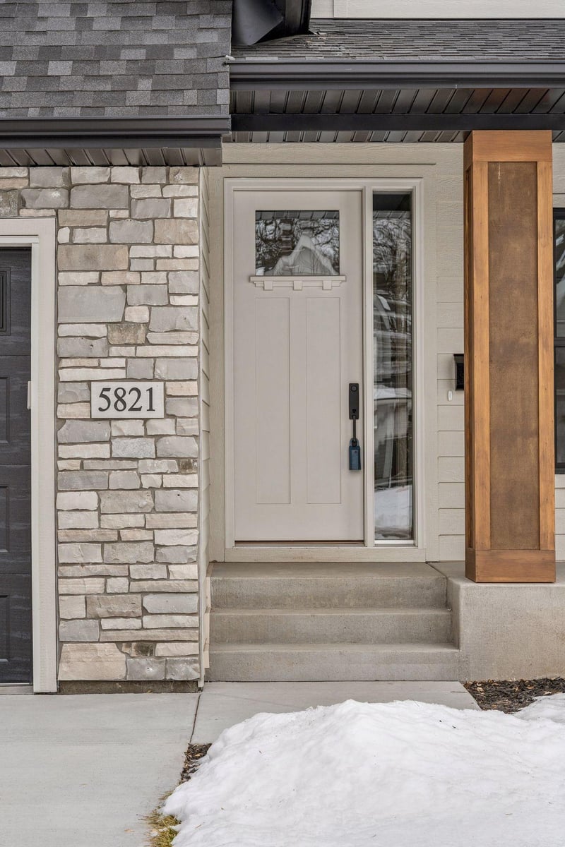 5821 Ashcroft Ave, Edina, MN 55424