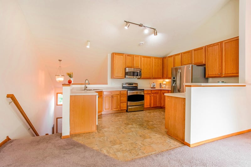 7803 Elm Grove Ave, New Hope, MN 55428